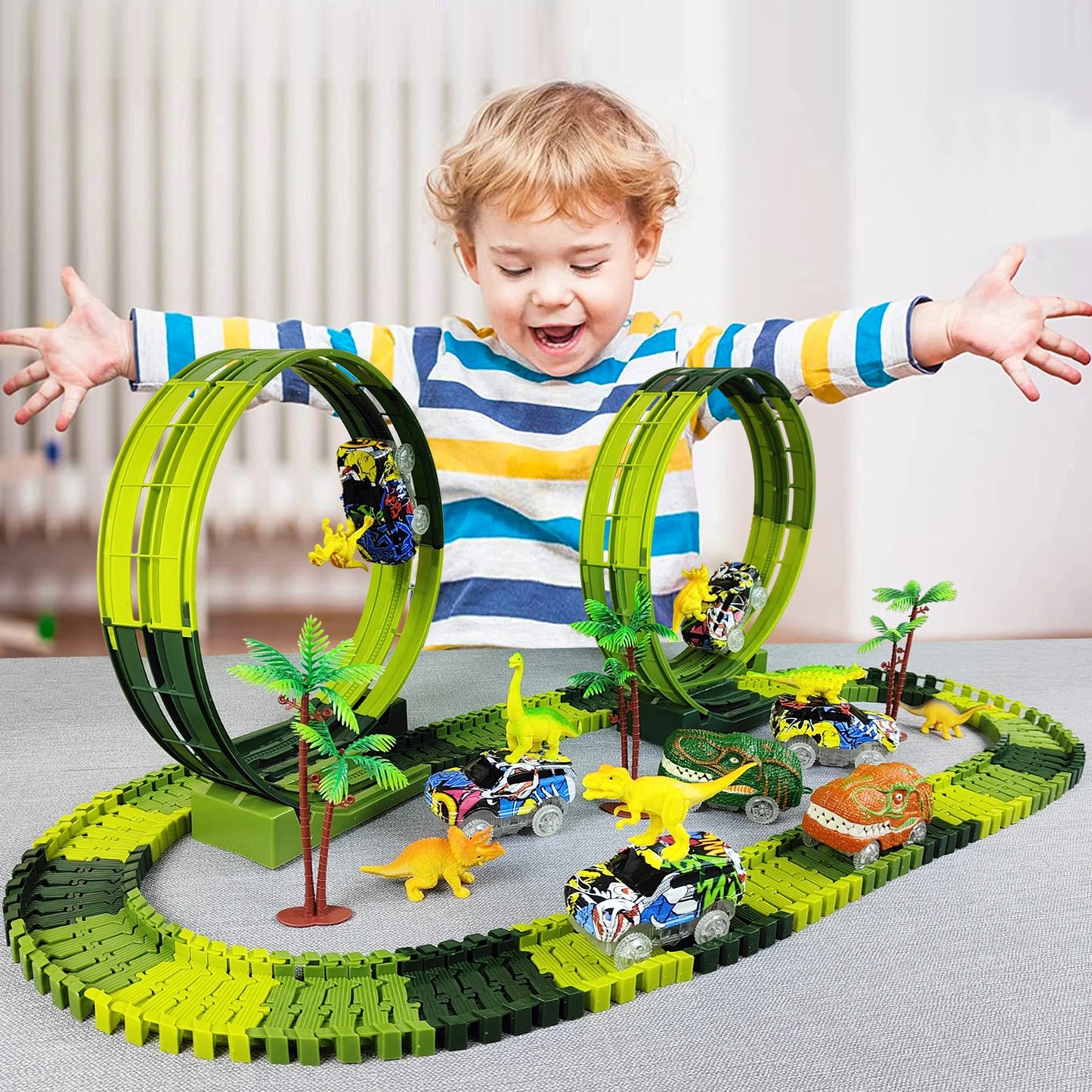 Dino World™ Kids Playing Set