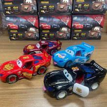 Disney Cars 3™ Lightning Mcqueen With Lights Inertial Pull-Back Car